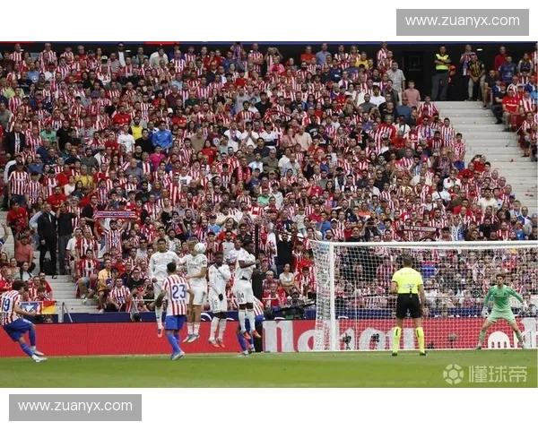 参加足球联赛挑战自我提升竞技水平走向更高目标 参加足球联赛挑战自我提升竞技水平走向更高目标